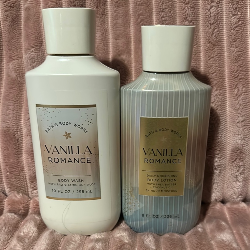 Bath & Body Works Vanilla Romance Body Wash & Lotion Set